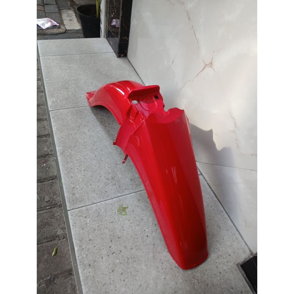 SPAKBOR DEPAN YAMAHA FORCE1 MERAH ORIGINAL BARU YGP ASLI