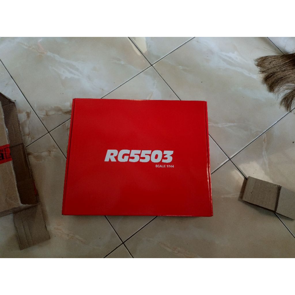 SH Model RG 5503 Sazabi