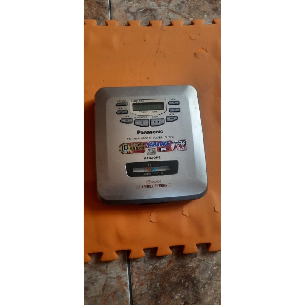 panasonic cd vcd panasonic video cd  portable video cd player SL-VP45  normal