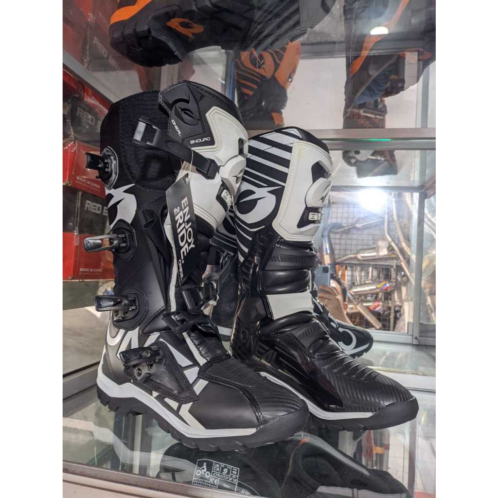 SEPATU TRAIL TRABAS CROSS ONEAL O NEAL RMX ENDURO HITAM PUTIH UKURAN 43 ATAU 10 ORIGINAL