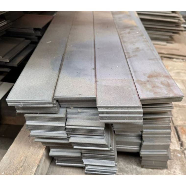 plat strip/plat besi  / besi potongan tebal 2mm lebar 2cm panjang 100 cm & 200 cm