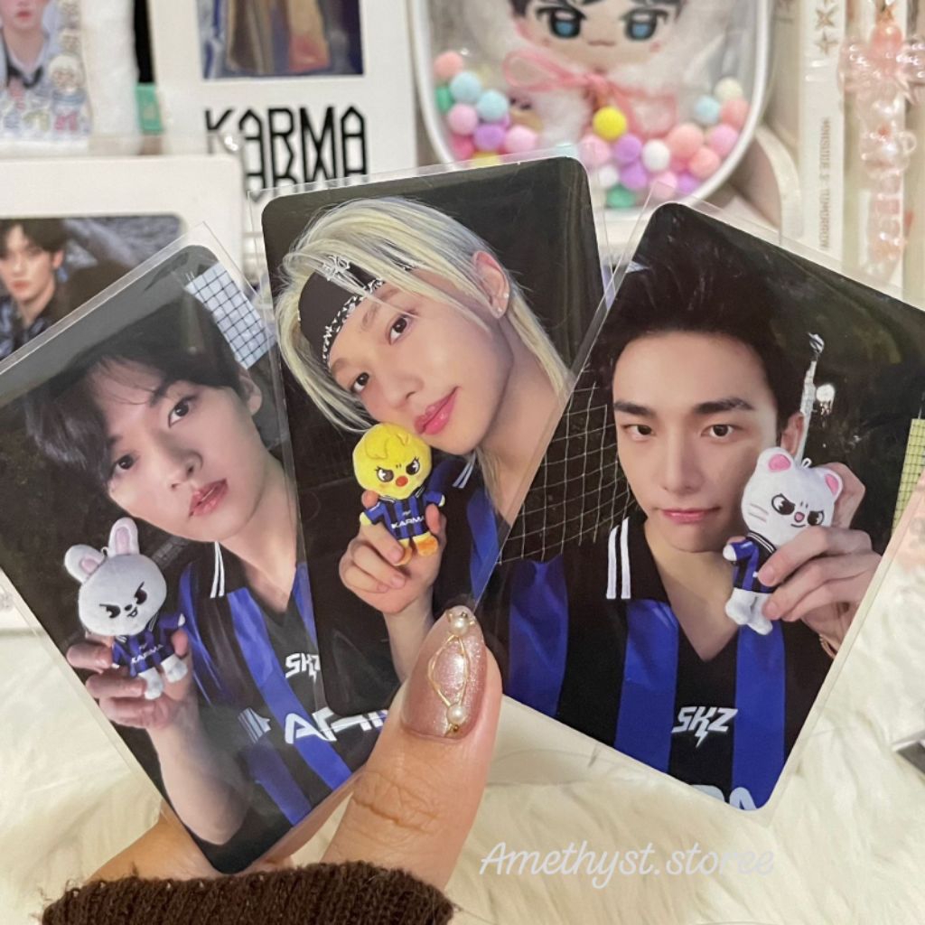 POB JYP SET JINIRET BBOKARI LEEBIT KARMA SKZOO OFFICIAL STRAYKIDS HYUNJIN