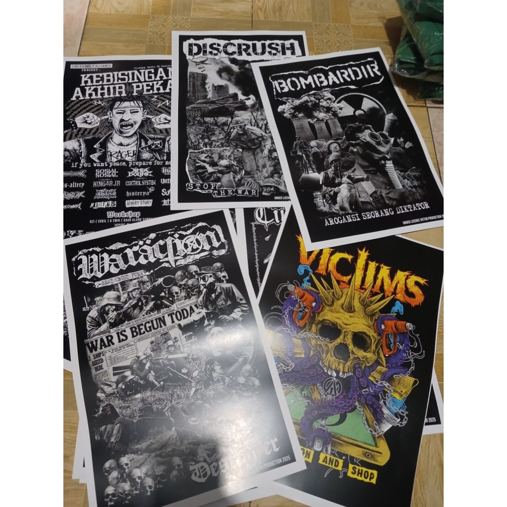 POSTER MUSIK BAND PUNK | POSTER GAMBAR BAND PAJANGAN DINDING
