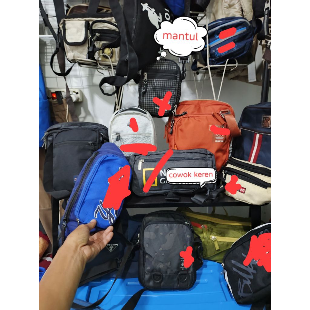 tas slingbag dan wb cowok