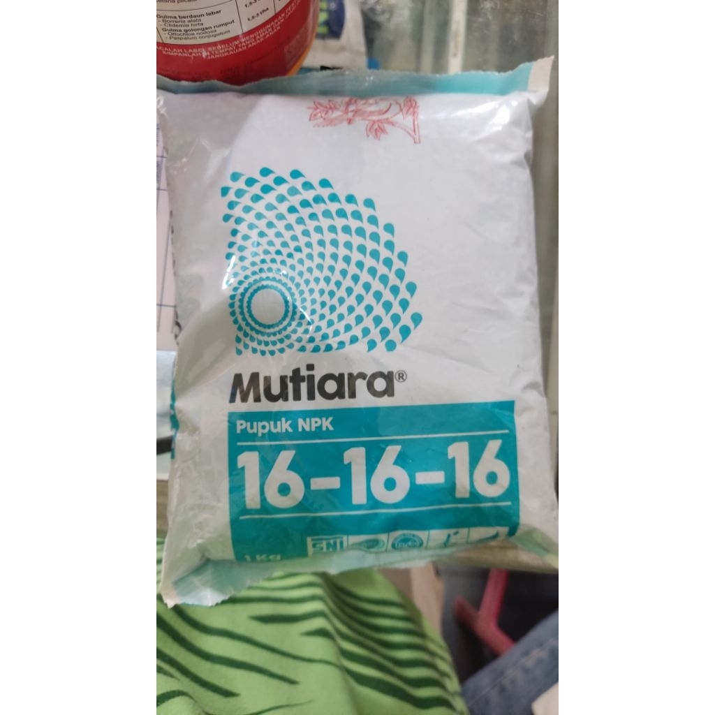 pupuk NPK 1kg