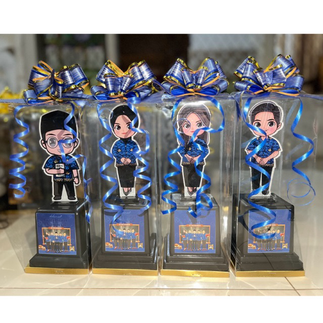 Piala Trophy Guru Korpri Akrilik/piala akrilik hari guru/kado hari guru/hadiah hari guru/selamat har