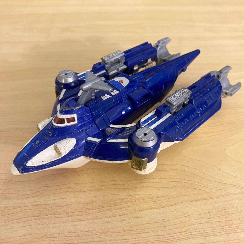 PESAWAT ULTRAMAN - DX GUTS MARINE - BANDAI - ULTRAMAN DYNA