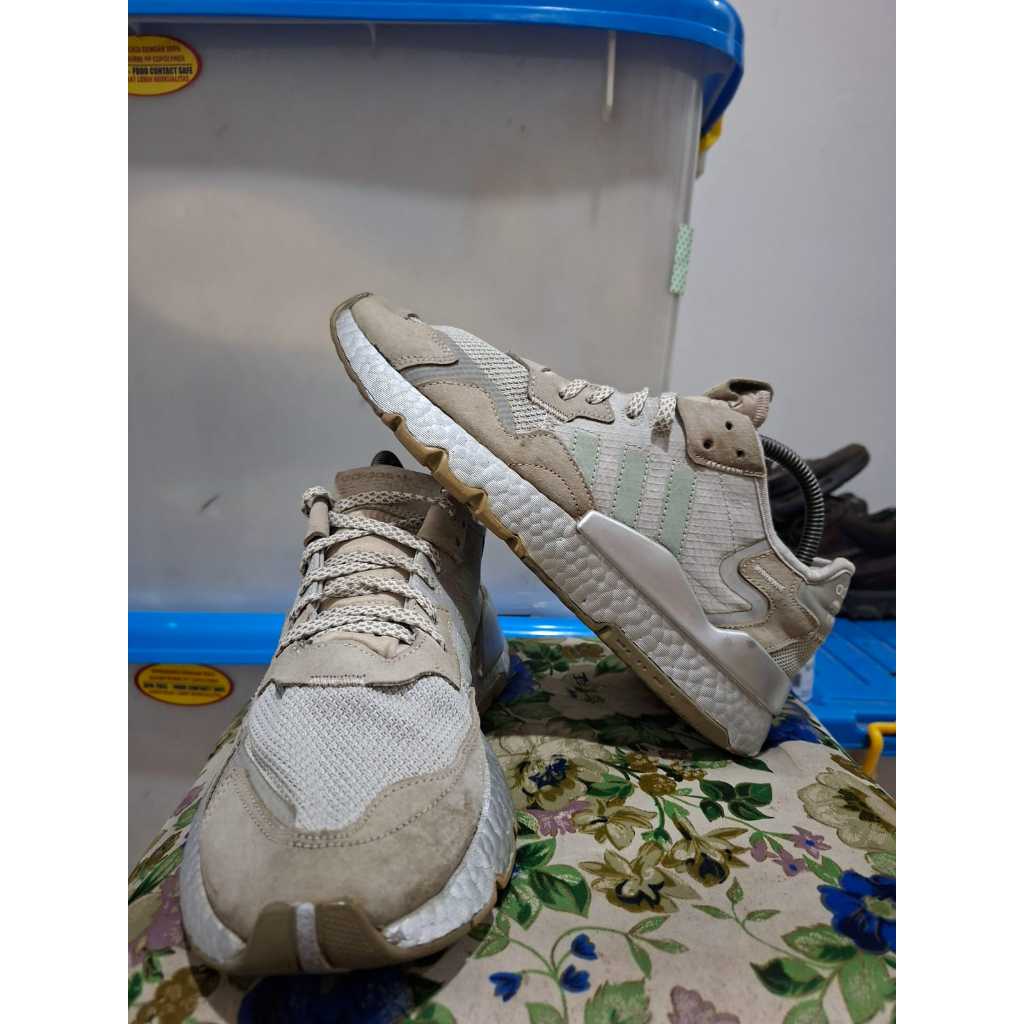 Sepatu Second Sneakers ADIDAS Nite Joggers Size 42