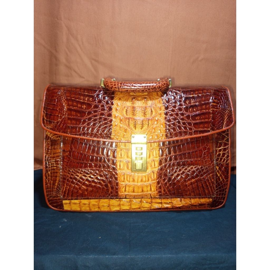 Tas Kerja Tas Laptop Amiiet Kulit Buaya Asli second ori