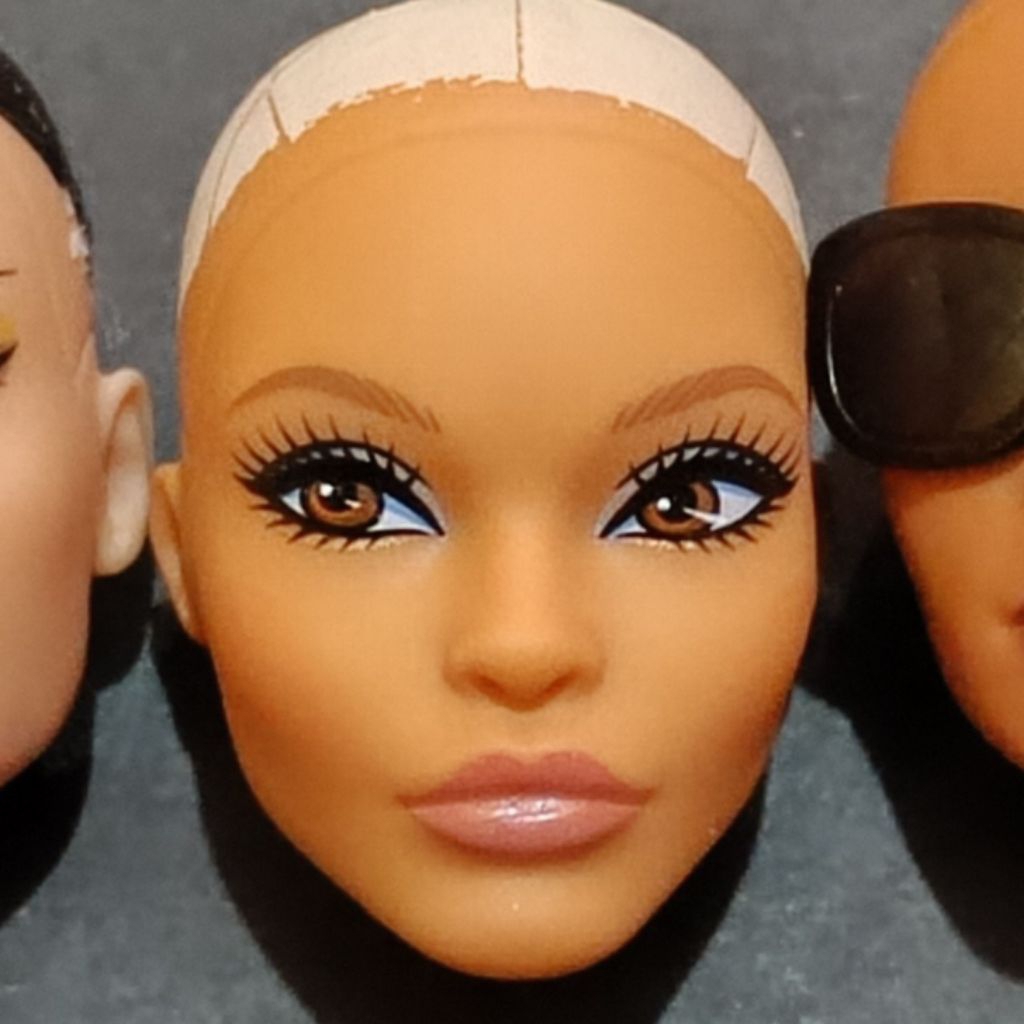 Kepala barbie original botak, Head Only