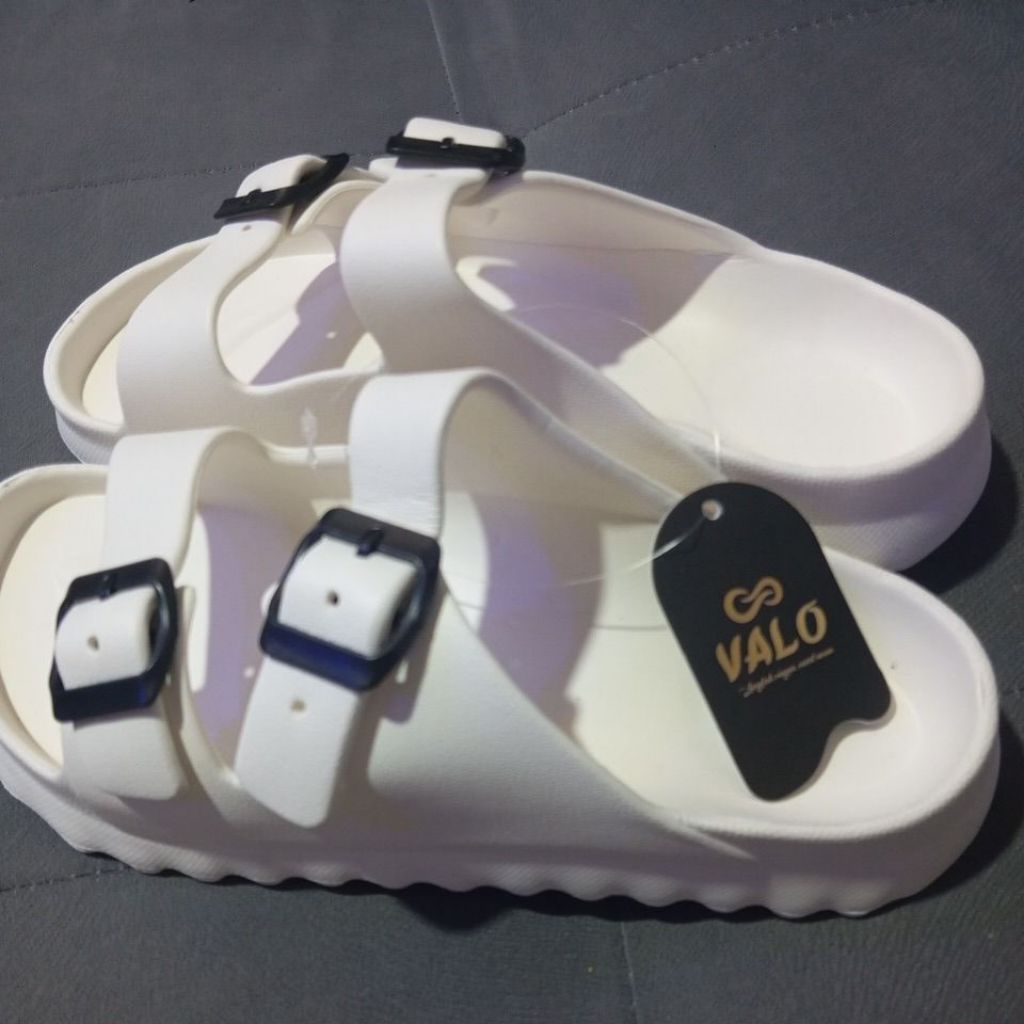 sendal selop karet wanita warna putih size 38-39 Valo