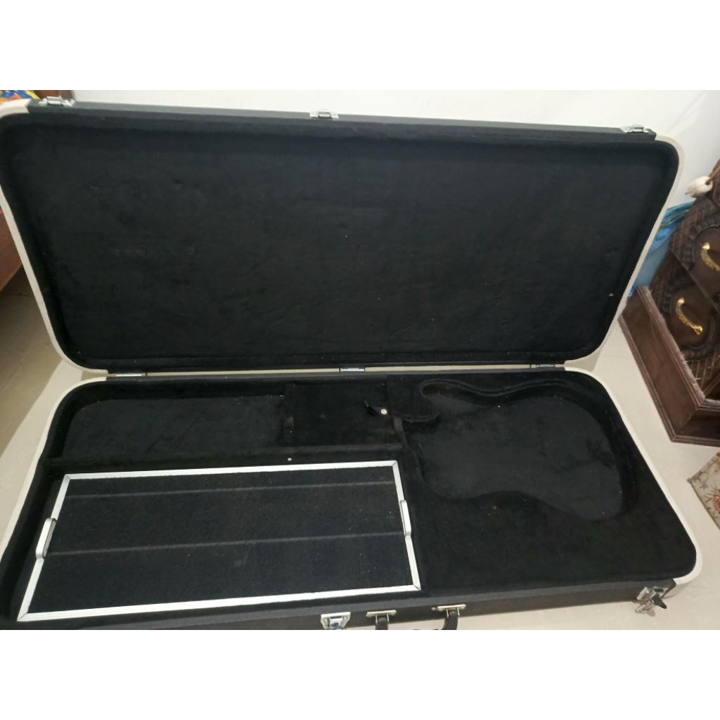 Hardcase Gitar + Pedalboard all in one