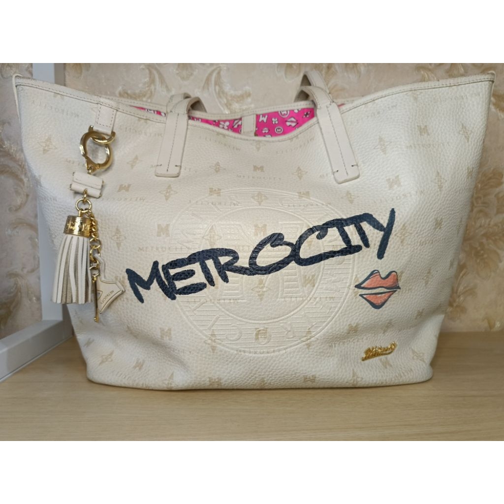 Metrocity White Tote Bag Full Set