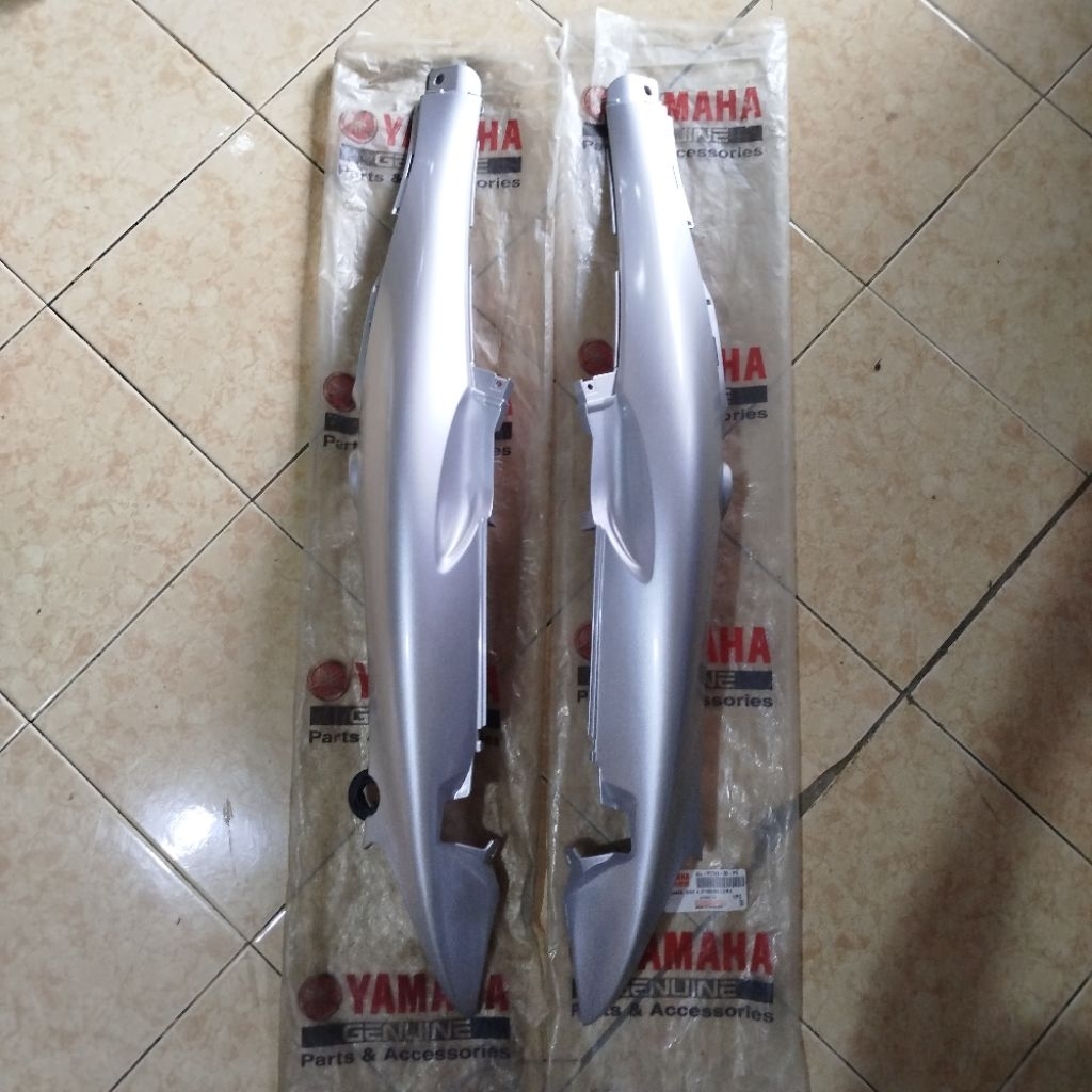 Cover Body belakang Yamaha Jupiter Lama Jupiter Z Lama Silver LGM3 Original YGP