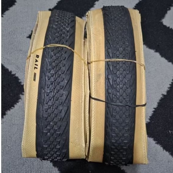 Ban Gravel 700x40c Vee Tire Rail