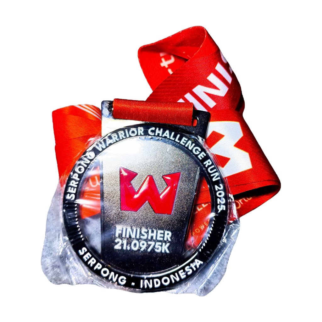 Medali Finisher Running Event Lari Serpong Warriors 2025 Half Marathon HM