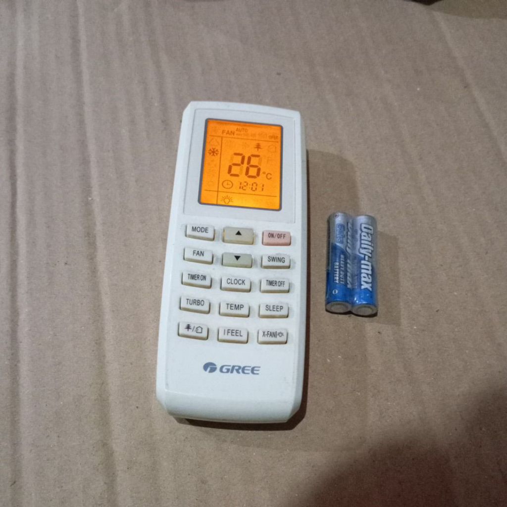 REMOT AC GREE+BATRAI ORIGINAL