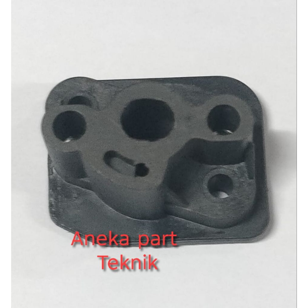 Inlet Manifold Fiber TU26 Mesin Semprot Rumput Splayer TU26