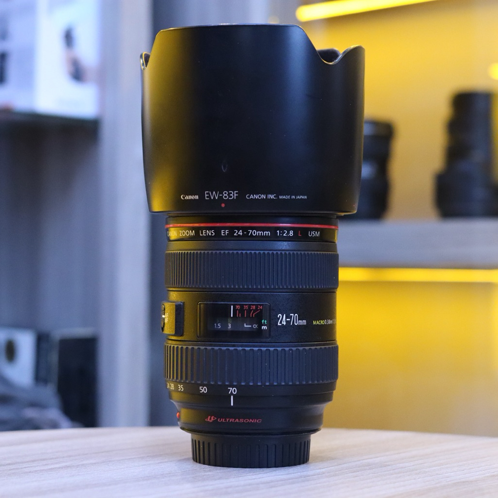 Lensa canon 24-70mm f2.8 L - Lensa canon 24-70mm f2.8 L