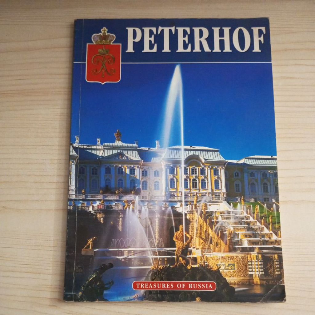 BUKU PETERHOF TREASURES OF RUSSIA