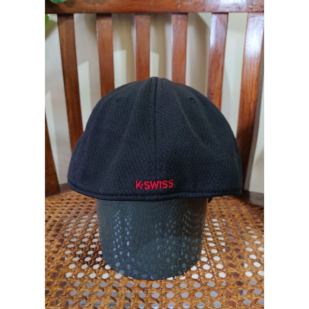 Topi Built Up K-Swiss Hitam Size OSFA