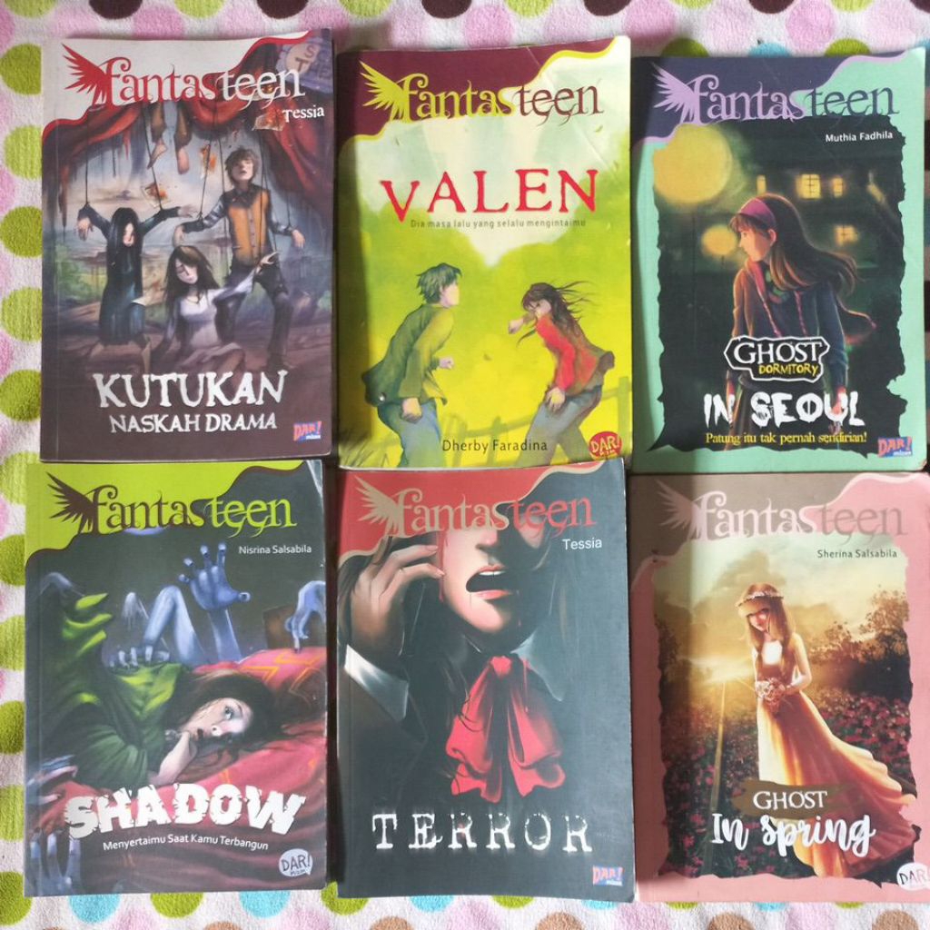 Novel dan komik horor fan.tas.teen, Darklit, dan K Novel, preloved original