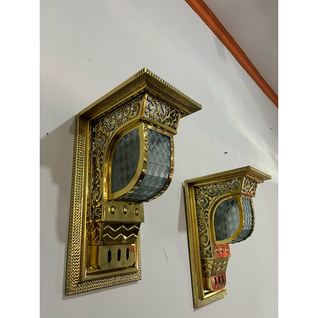 lampu dinding Nabawi kuningan