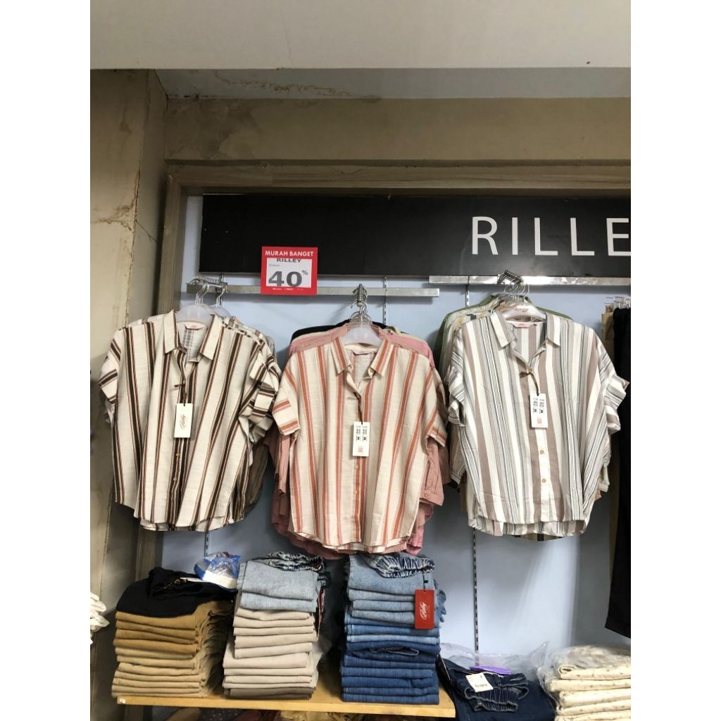 Rilley Kemeja/blouse Pendek Wanita