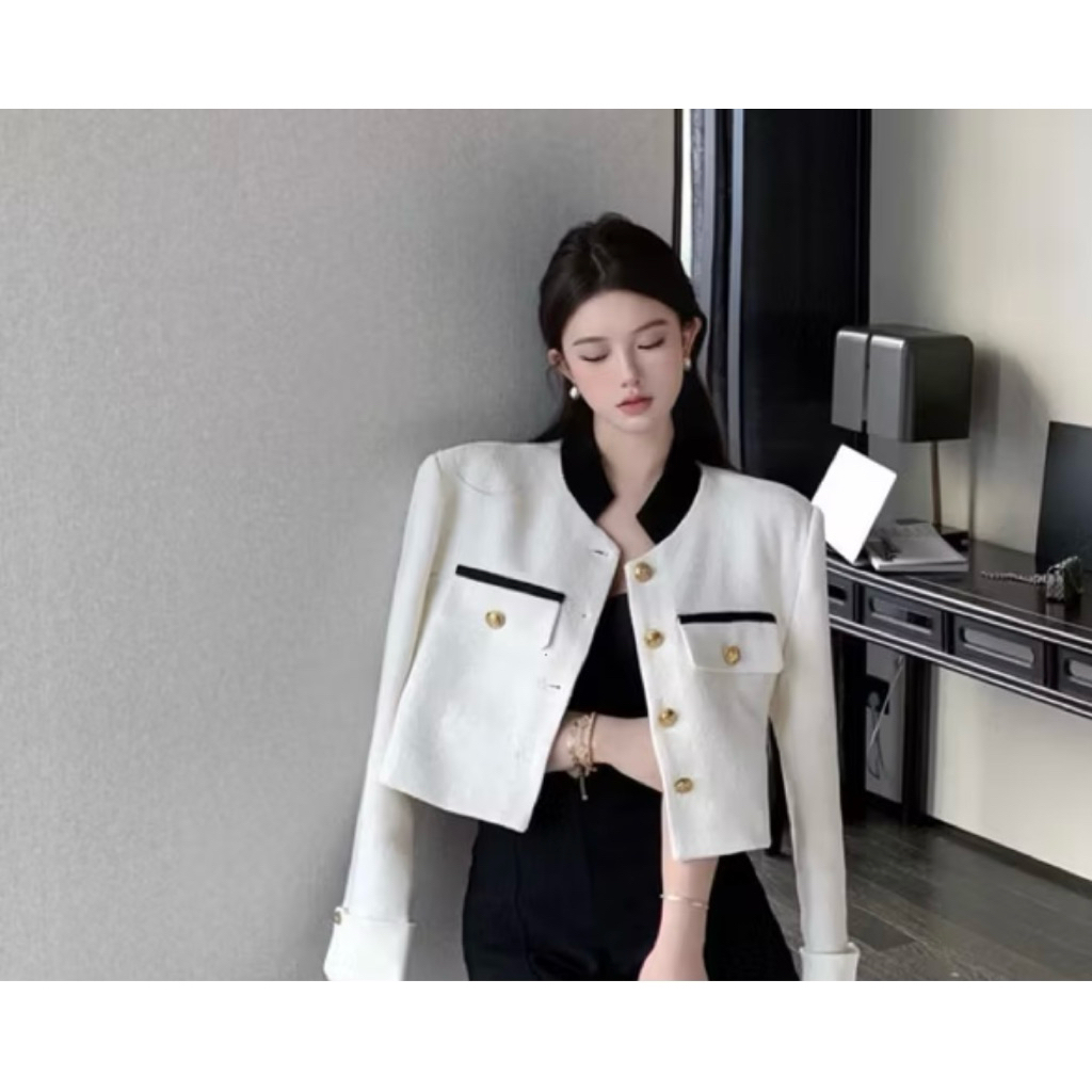 Blazer Putih Crop Wanita Korean Style