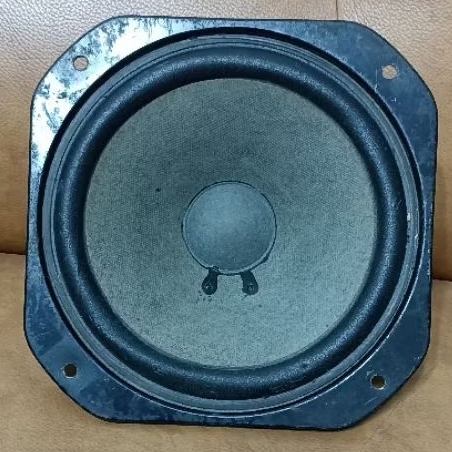 SEPASANG Speaker Woofer Yamaha 8 inch Copotan, Full Orisinil, Kondisi Normal & Mulus belum pernah Se