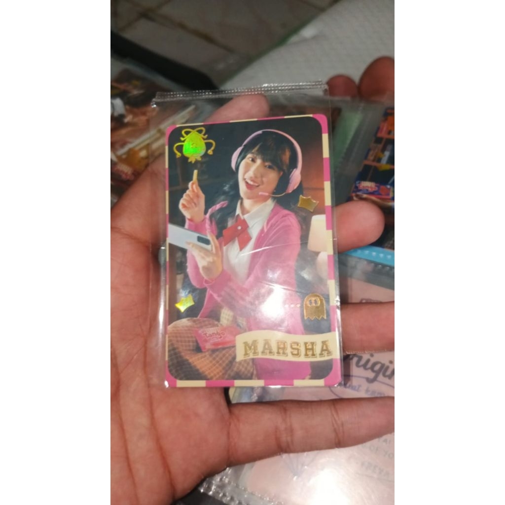 photocard marsha tango hologram
