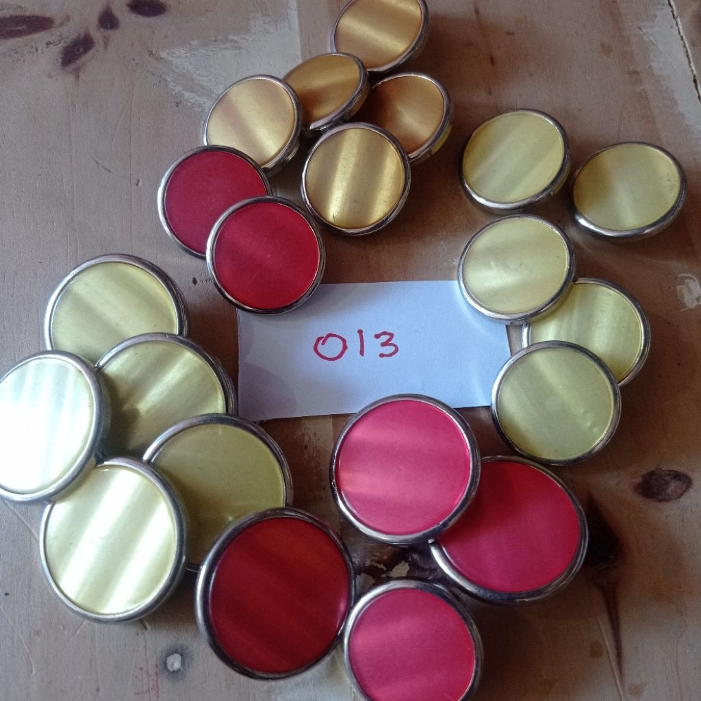 Kancing | Kancing besar | Kancing blazer | Kancing jas | Kancing dress | Kancing 2-4 cm | Bahan craf