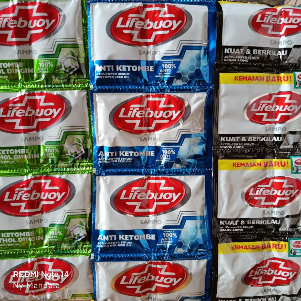 Shampoo Lifebuoy Sachet Rentengan (1 Renteng Isi 24Pcs)