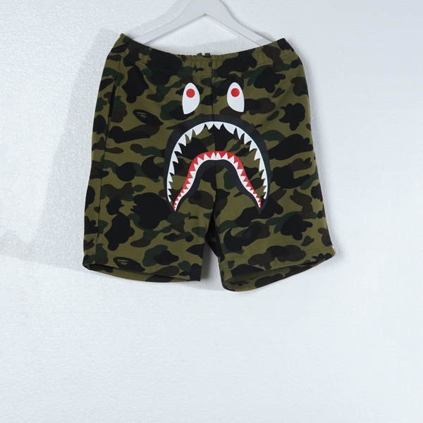 Celana BAPE SHARK 1ST CAMO GREEN SHORT PANTS 100% ORIGINAL