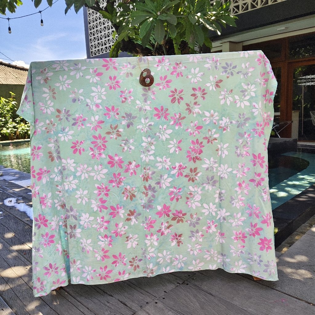 Sarung Pantai Bali Premium – Kain Pantai Rayon Halus Motif Bali