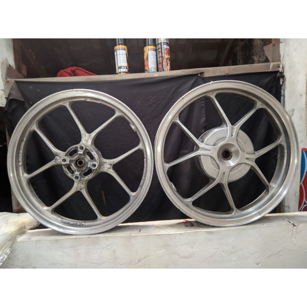 Velg standar Honda beat delux beat street beat LED Genio ring 14 original