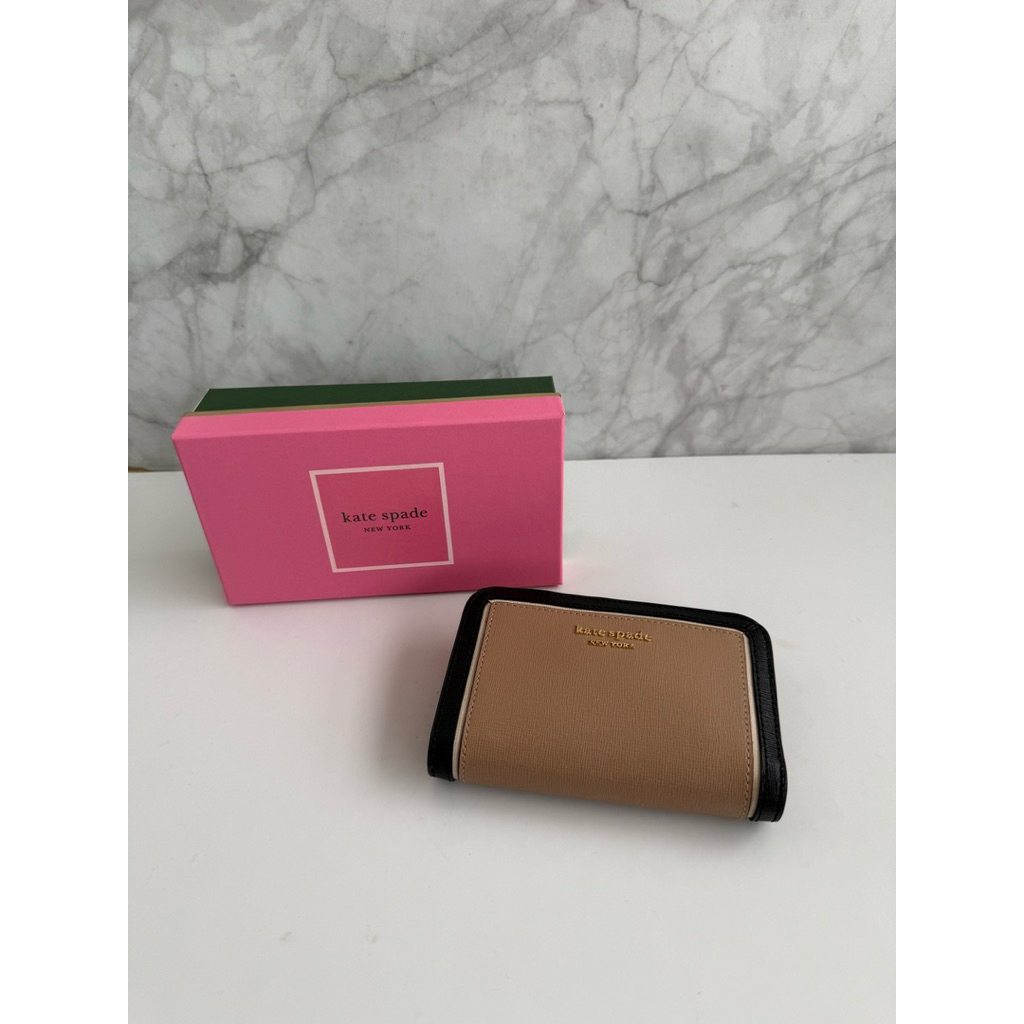 Kate Spade Small Bifold Wallet (preloved) - negotiable