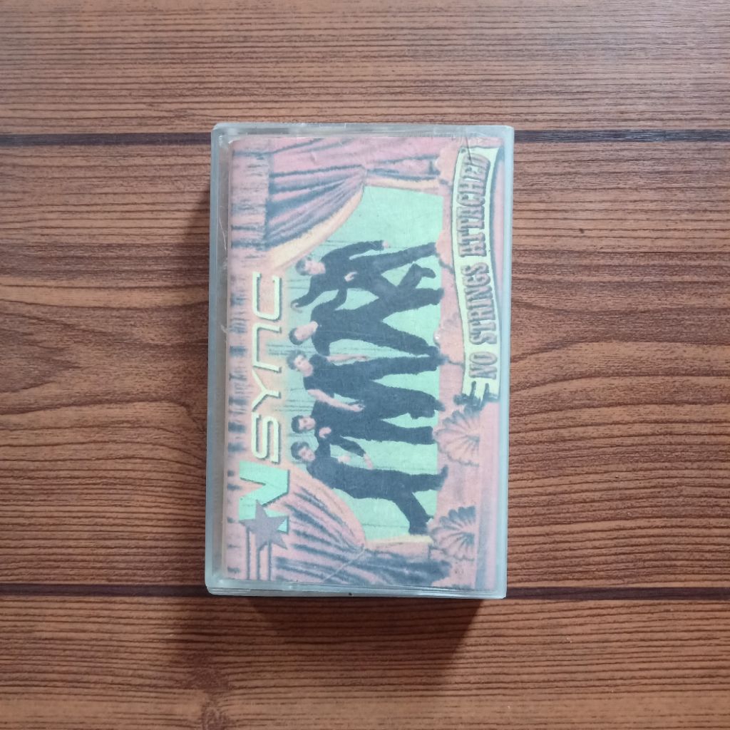 Kaset NSYNC No Strings Attached