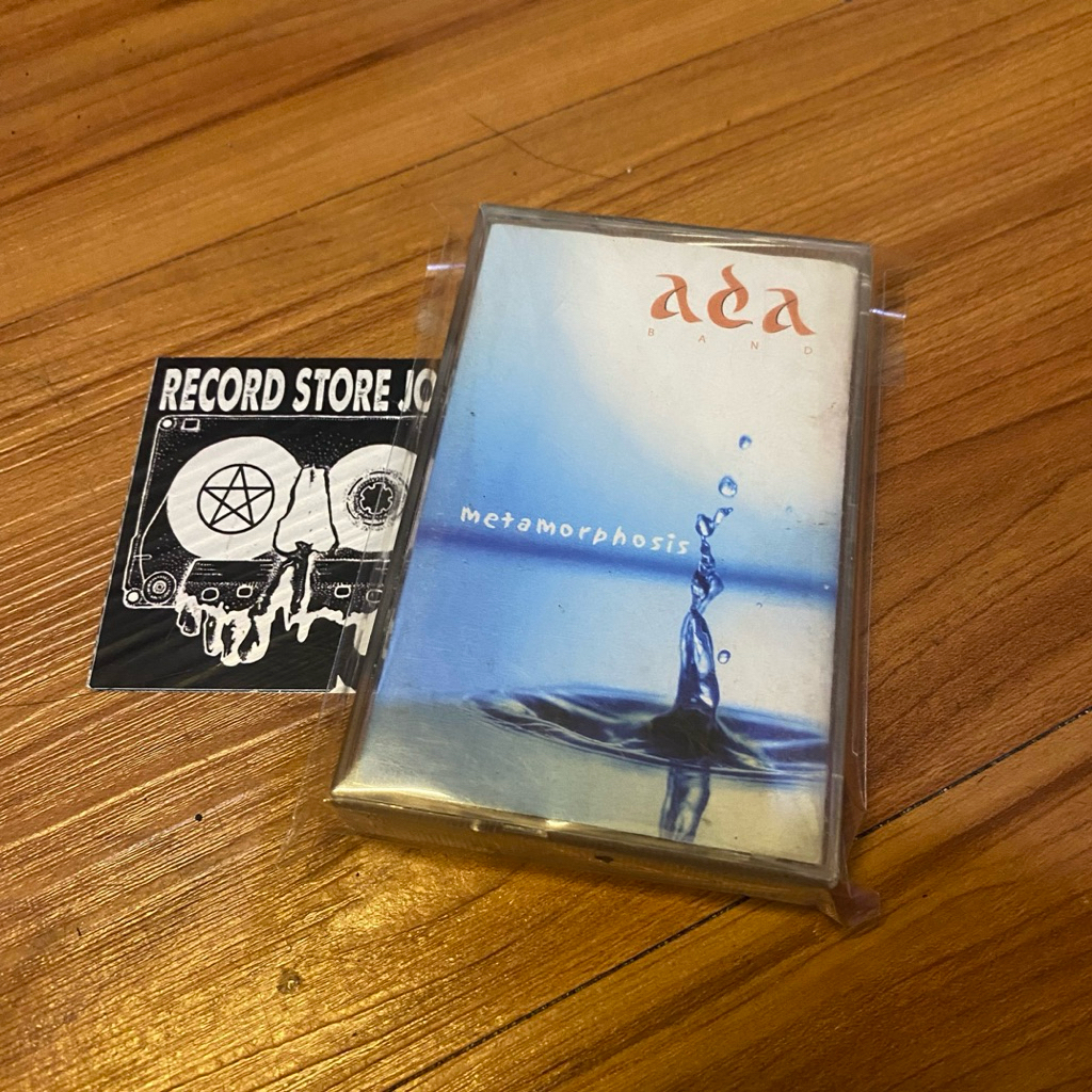 kaset ada band - metamorphosis