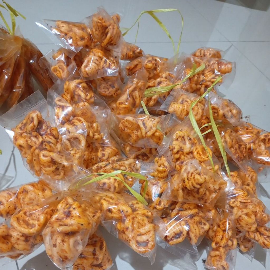 seblak udel pedas gurih kemasan 500 an isi 12 pcs