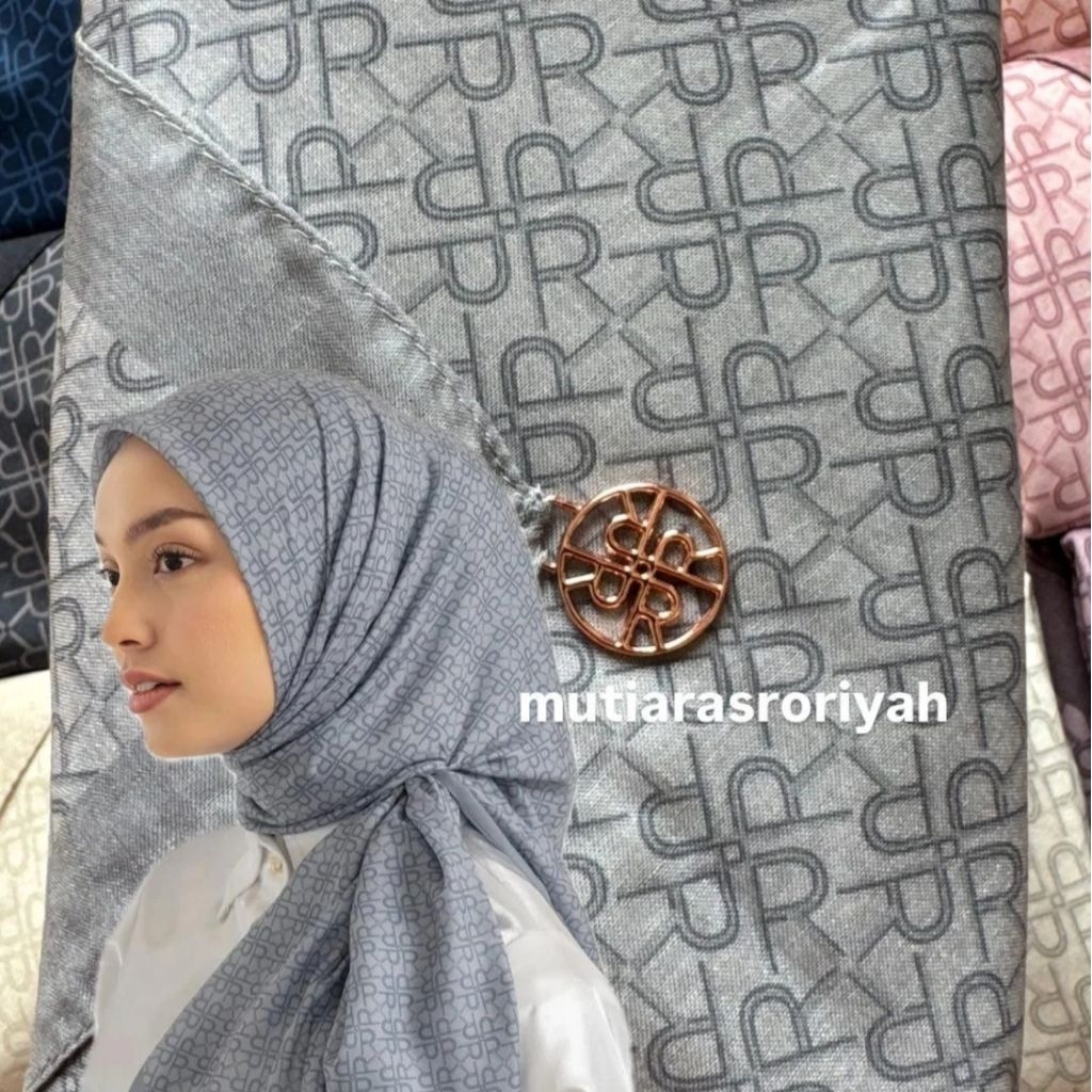 READY STOCK Riamiranda Monogram Scarf Ziyana Grey Abu Silver Ria Miranda Sale Diskon