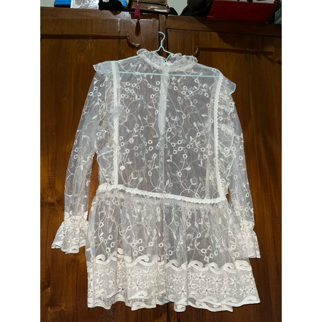 blouse kondangan