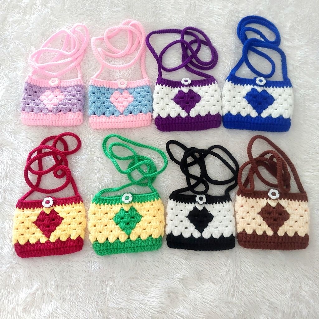 Ready stock siap kirim : dompet kartu, tas mini rajut, tas anak selempang motif love