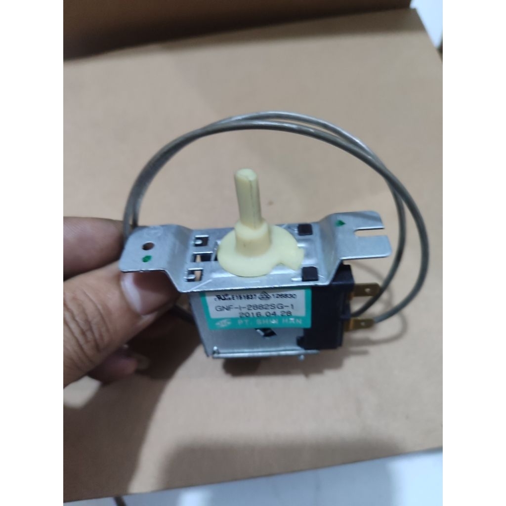 Termostat kulkas aqua sanyo 2 pintu GNF-1-2882SG-1asli original