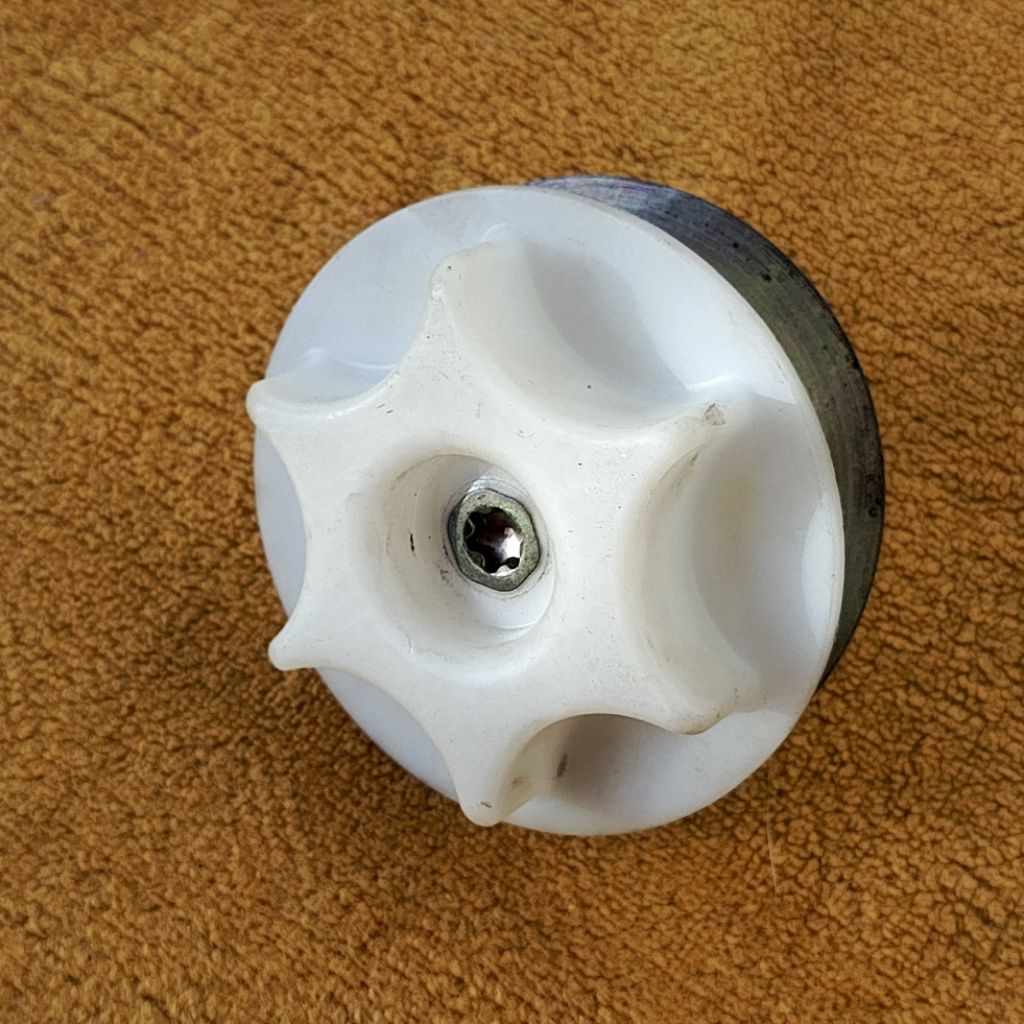 Baut baud kuncian ban serep serp Mobil Nissan Xtrail X-Trail T30 / Grand Livina L10 aspi ORI copotan