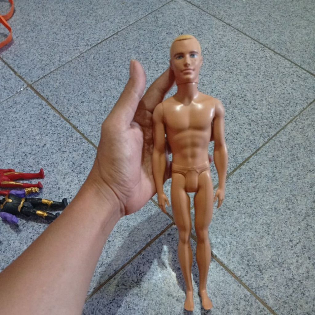 Barbie Ken Fashionista Mattel Body (2010), Head (2011) Vintage