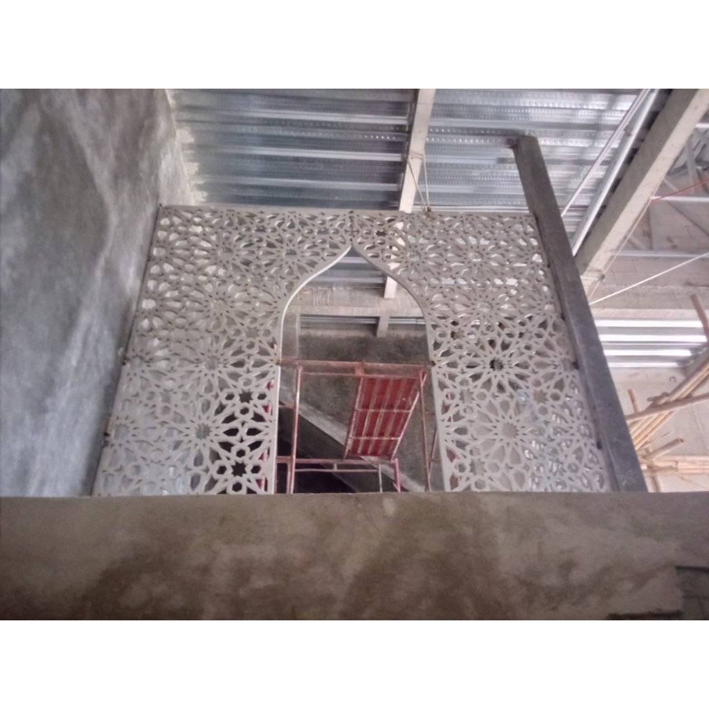 GRC Krawangan bikin suasana masjid atau musholla jadi mewah & adem Banyak pilihan motif & ukuran Cek