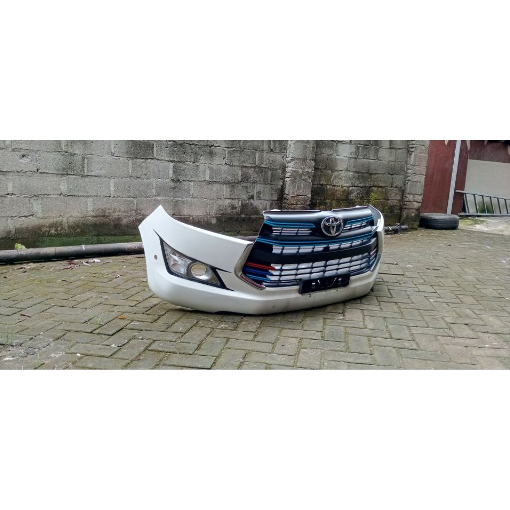 Bumper Innova reborn 2016-2019