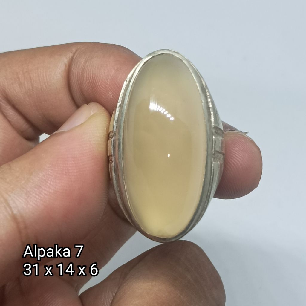 Akik Natural Anggur Giwang Plat.