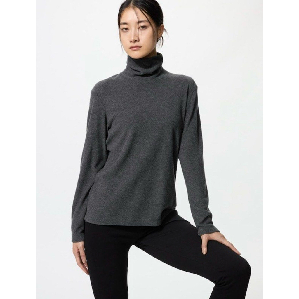UNIQLO Womens Heattech Ultra Warm High Neck Long Sleeve Fleece Turtleneck in Grey for Winter
